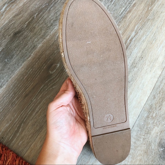 Universal Thread Leopard Flats - Picture 7 of 7